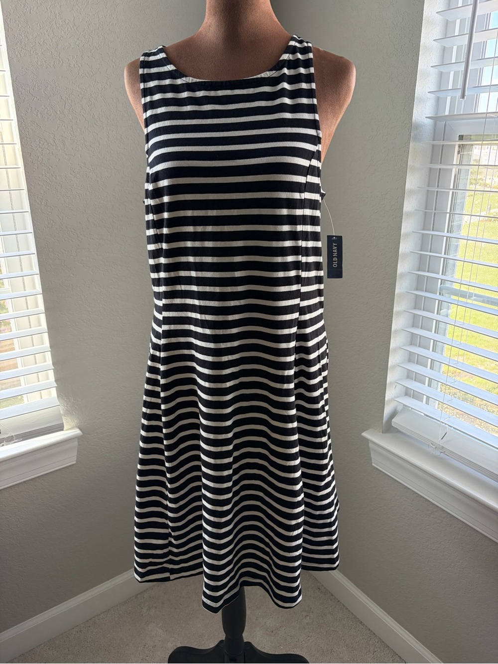 NWT Black & White Old Navy Dress